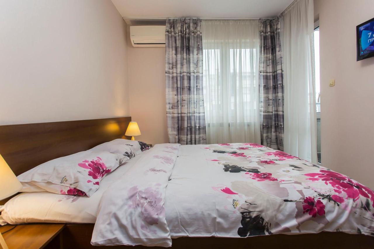 Sofia Central Hotel Apartments Екстер'єр фото